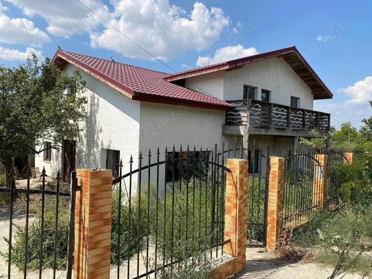 Casa de Vanzare Valea Nucarilor - 10