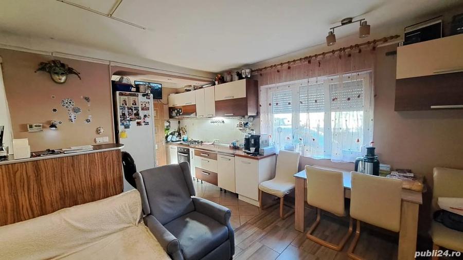 Casă cu 3 camere în Ultracentral