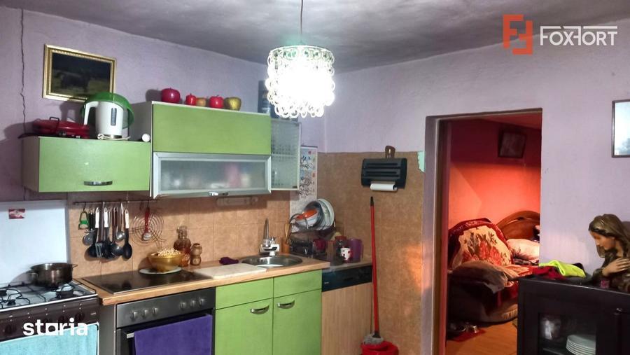 Casa individuala + hala de vanzare in Grabat - 11