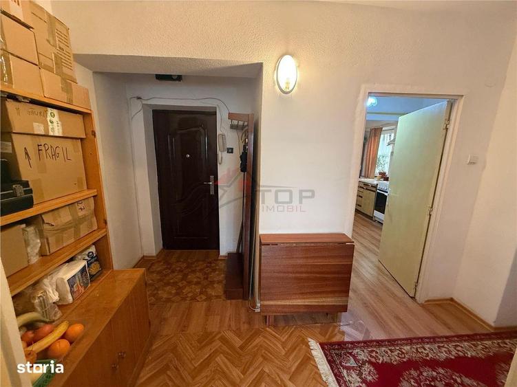 Apartament cu 2 camere decomandat, etajul 1 - Centru - Palas Mall. - 8