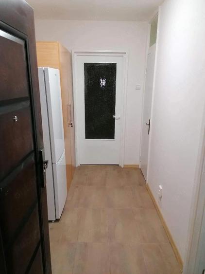 Garsoniera de inchiriat sector 4 - 5