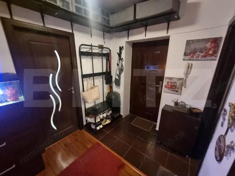 Apartament de vanzare, cu 2 camere, decomandat, 62 mp, zona Ford - 10