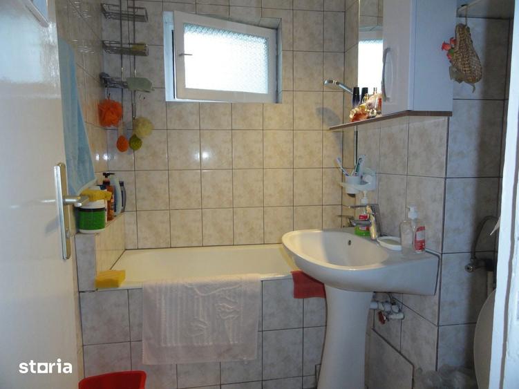 Apartament 3 camere conf. 1, 2 balcoane, et. 3, Vlaicu - Lebada, 73 mp - 11