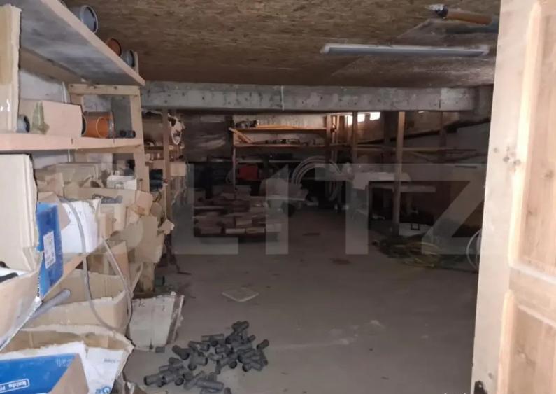 Casa, proprietate pretabila pentru sediu de firma + hala pro - 13