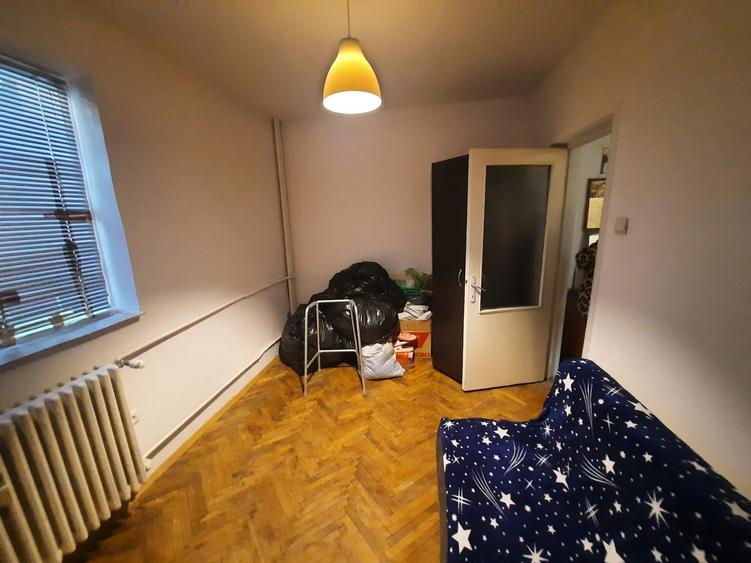 Apartament cu 2 camere, zona Podu Ros - 5