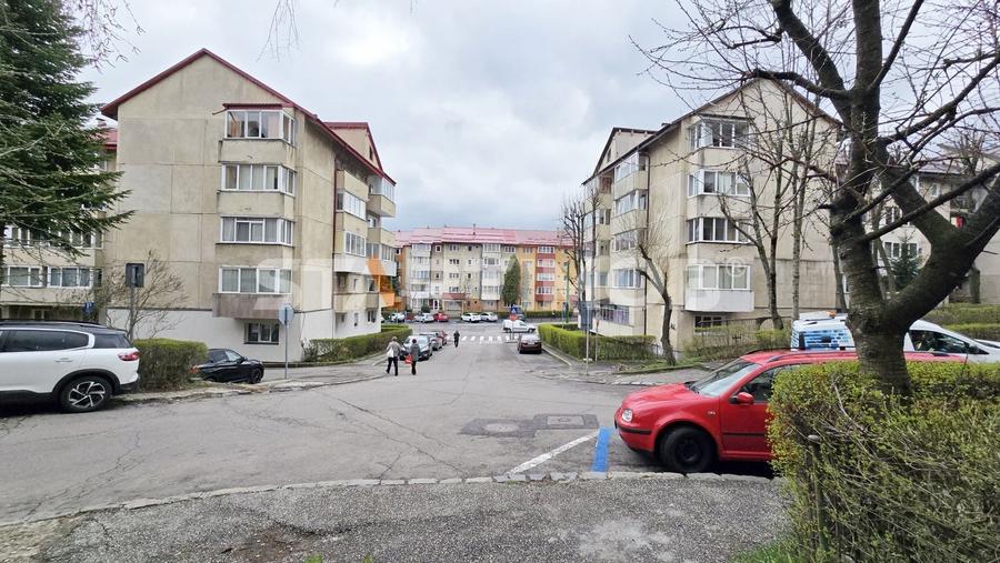 Apartament structura mare zona Racadau - 37