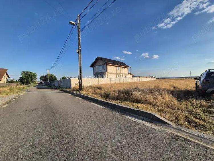 De vanzare 4 parcele de teren intravilan in Targu Jiu, pe Aleea Mehedin?i De vanzare 4 parcele de teren intravilan in Targu Jiu, pe Aleea Mehedin?i