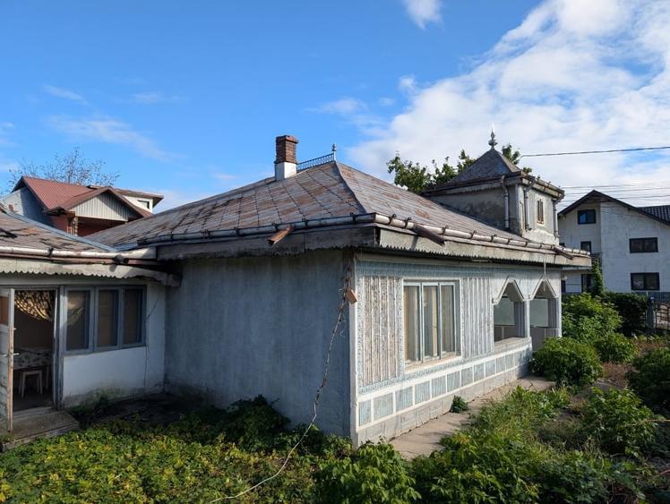 Casa la strada principala Hemeius, 615m teren - 10