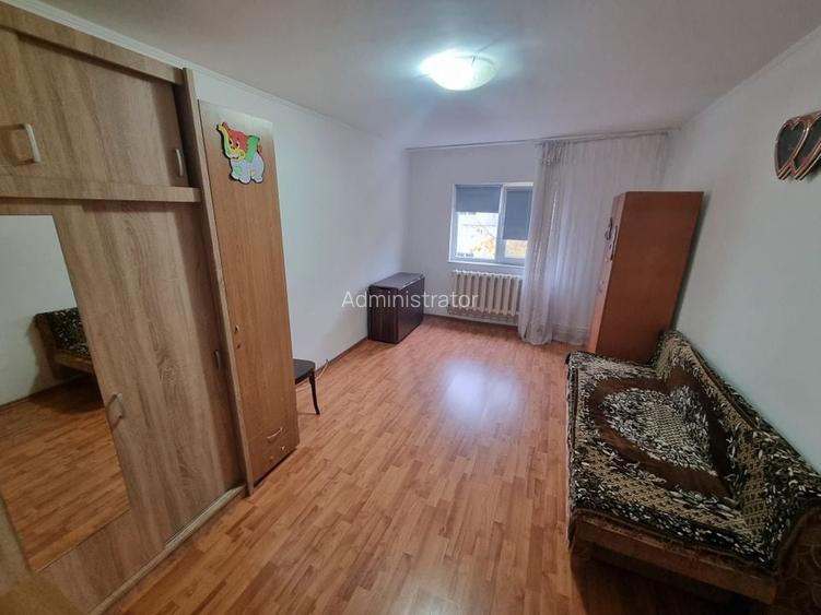 Aurel vlaicu-apartament 2 camere decomandat cu gaze
