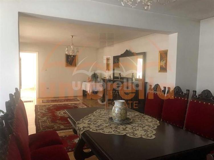 Casa de vanzare - zona centrala str. Paris - 7