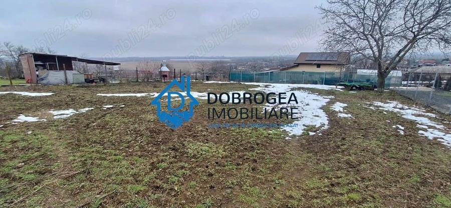 MINERI -TEREN INTRAVILAN 600 MP ,DESCHIDERE 20 ML, VEDERE LAC - 1