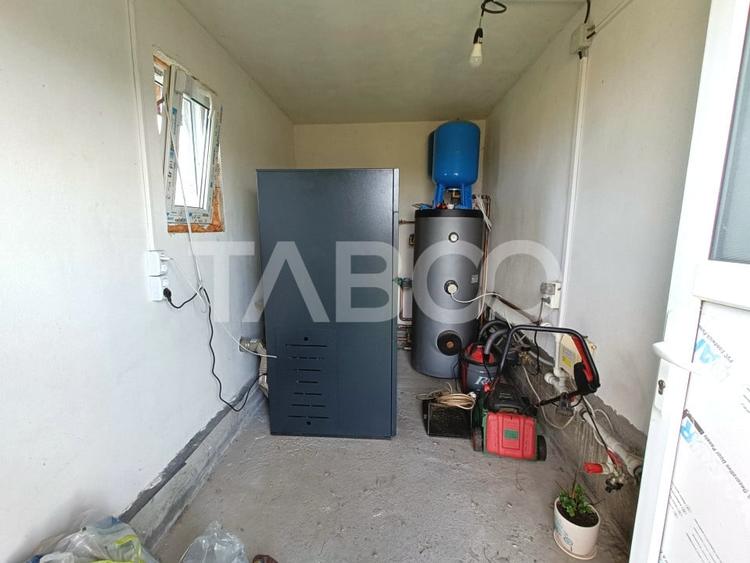 Casa moderna de vanzare 3 camere 2 bai - teren 472 mp - zona linistita - 19