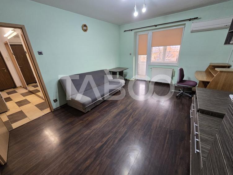 Apartament 2 camere de vanzare 48 utili balcon zona Vasile Aaron Sibiu - 2