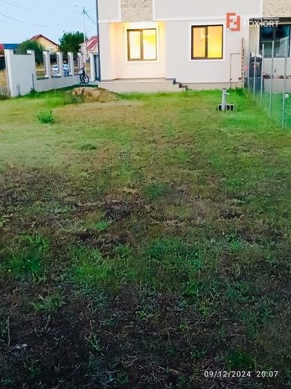 Casa tip triplex cu priveliste de vis in Giroc - V7245 - 24