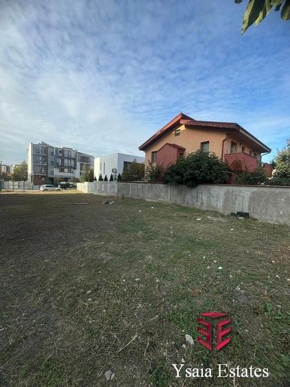 TEREN INTRAVILAN DE VANZARE -- COMPOZITORI - - 2