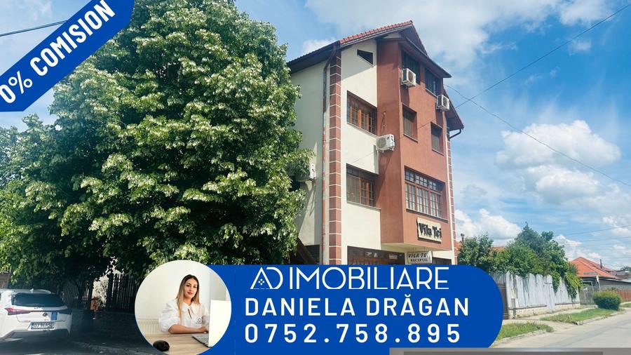 Casă cu 12 camere cu Teren 390 Mp în Central