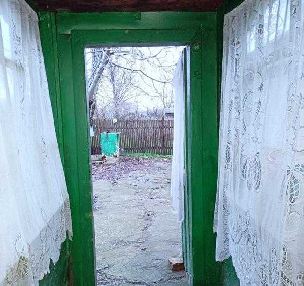 Vând casă bătrânească, sau schimb  - 1