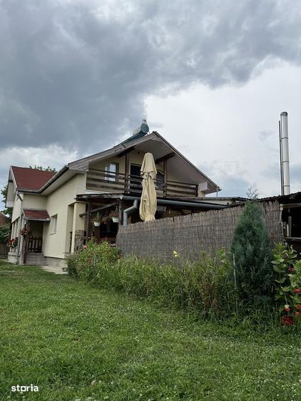 Casa cu 4 camere, teren de 1600mp - 3