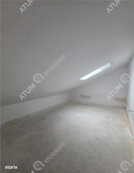 Penthouse de 2 camere de vanzare la stadiul de gri in Turnisor - 9