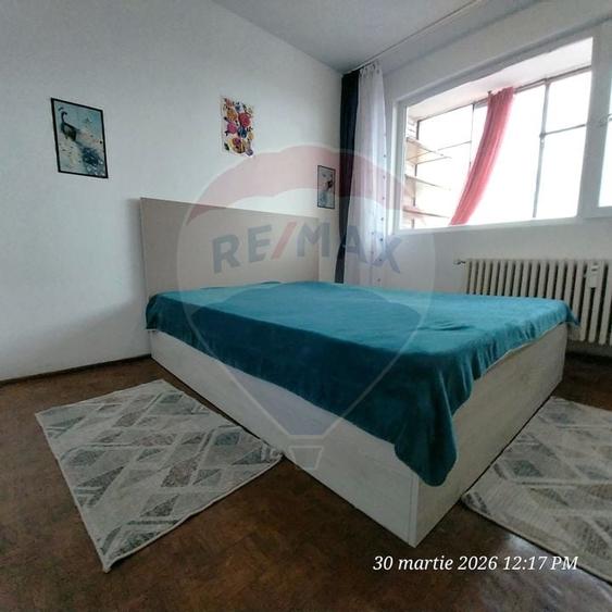 Giulesti - Vanzare apartament 3 camere - Spațios, luminos, balcon mare - 10