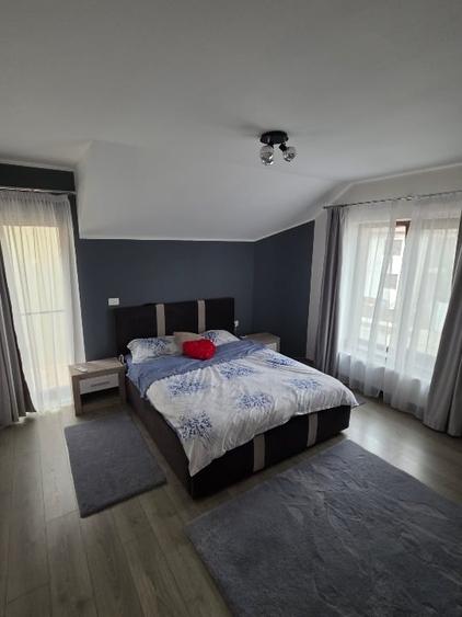 Proprietar vand casa individuala cu 4 camere si teren de 820 mp - Dumbravita - 14