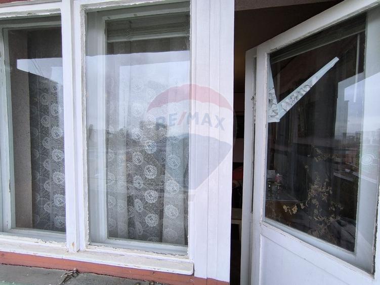 Apartament 2 camere de vanzare - 12