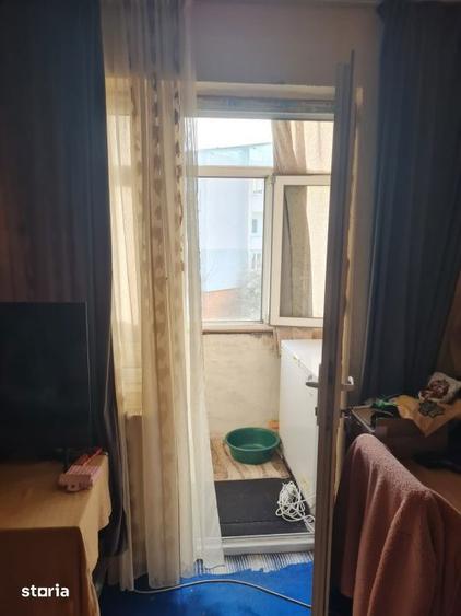 Apartament Bals 2 camere, 39 mp, centrala proprie, etaj 3/4 - 8