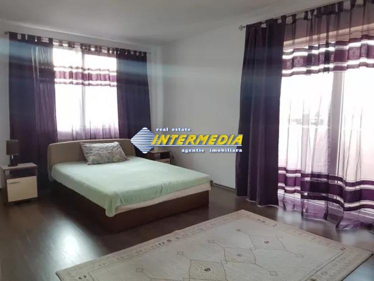 Apartament cu 3 camere de inchiriat in Centru Bloc Nou mobilat si utilat complet - 4