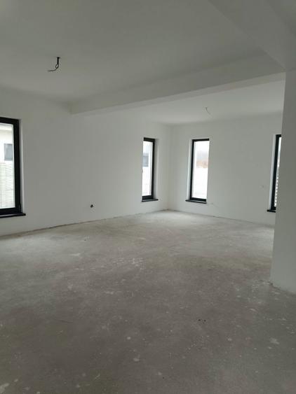 Casa de vanzare Leamna de jos. - 5