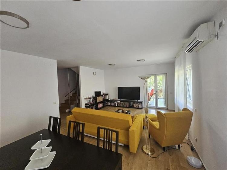 Casuta cu flori si miresme din Pipera situata in ansamblu rezidential securizat, - 10