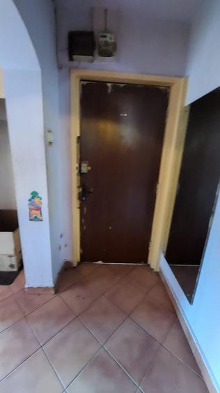 Garsonieră decomandată în Rahova