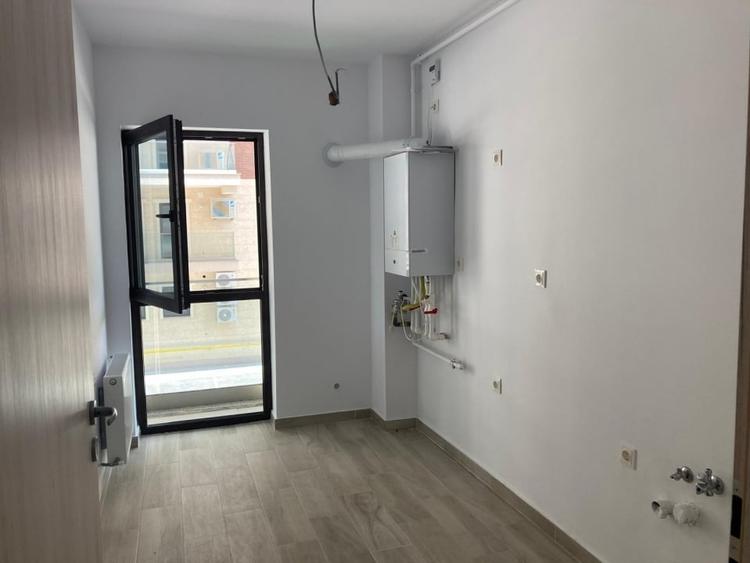 Garsoniera nemobilata bloc nou Moghioros Park Residence Auchan Drumul Taberei - 8