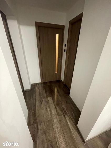 Apartament 3 Camere Decomandat, 80 mp, Etaj 2 - Zona Clubul Sportiv, T - 9