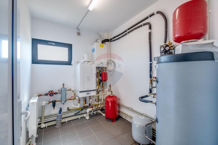 Hala de vanzare, 600 mp constructie, 7000 mp teren, Racari Dambovita - 17