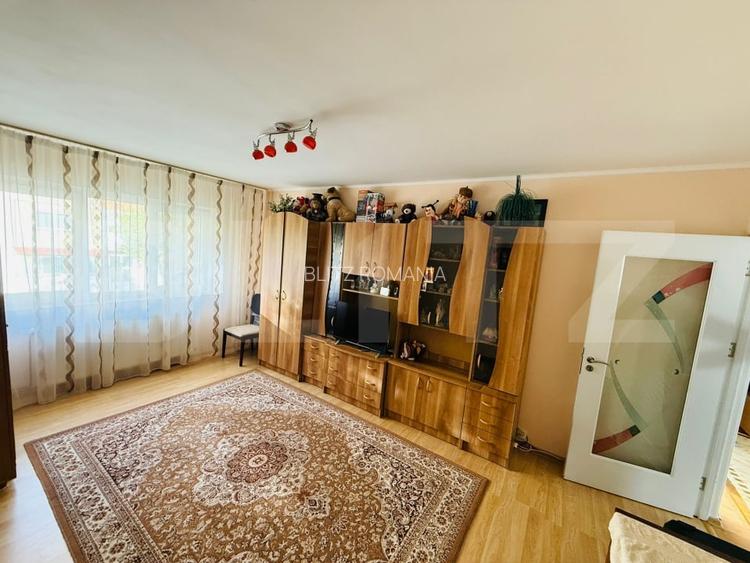 Apartament 2 camere, 49 mp, zona Tractorul