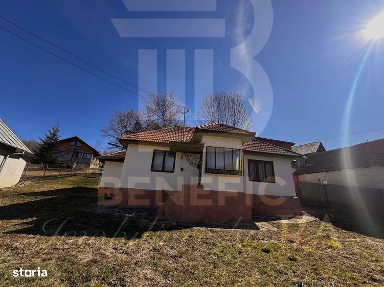 De vanzare casa batraneasca cu teren generos, Slanic, Prahova - 11