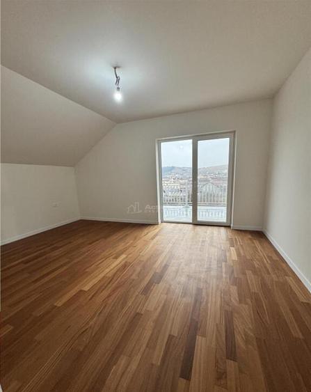 Casa P M - Zavoi - 2024 - 9