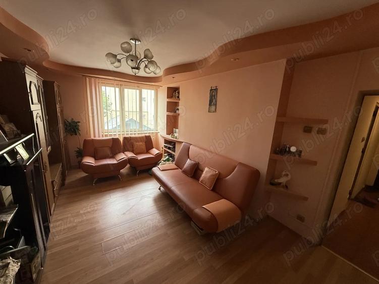 Apartament 4 camere, decomandat, central zona Robea, Mioveni - 4