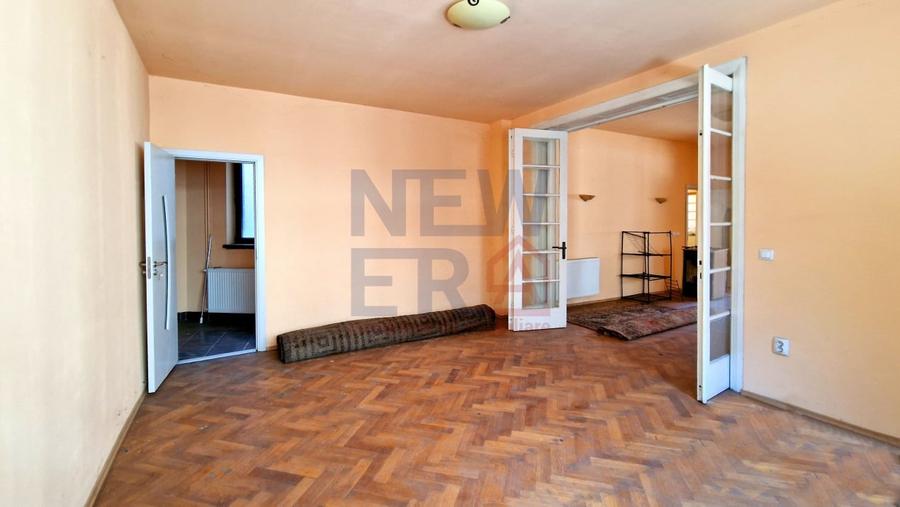 Vila cu curte de vanzare ULTRACENTRAL - 386 mp, 114 mp curte libera - 11