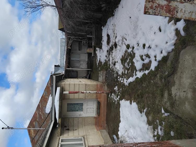 Vand casa la gugesti - 3