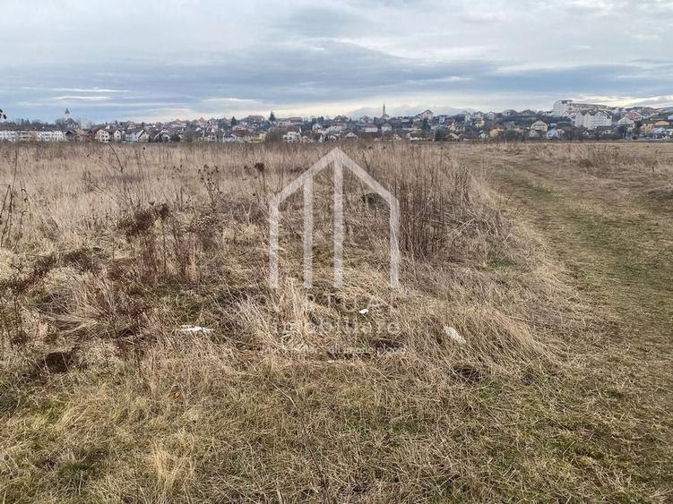 Teren INTRAVILAN- 2000mp- 2 fronturi- deschiedere 176mp- Oportunitate - 3