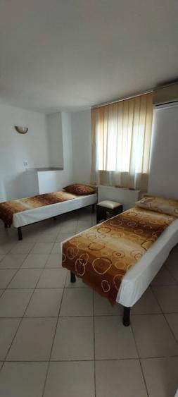 Cladire De Inchiriat - 33 Locuri - Piata Ovidiu - Ideal Echipa Muncito - 4