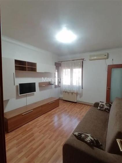 Apartament cu 3 camere semidecomandat în Ferdinand