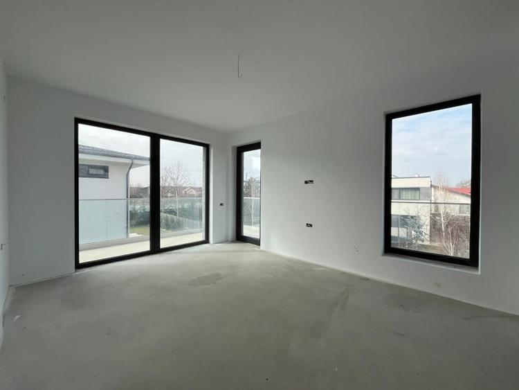 De vanzare vila individuala complex langa lac Corbeanca - 14