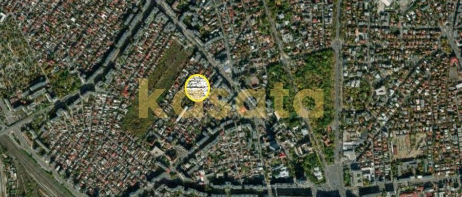 Teren de vanzare 582 Mp. - Zona Ion Mihalache/Piata 1 Mai - 1