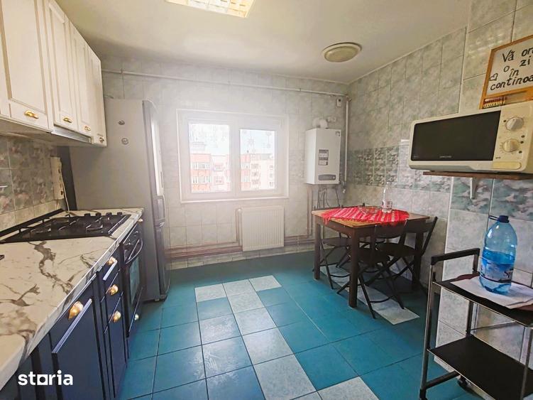 Apartament cu 3 camere decomandat în 13 Septembrie