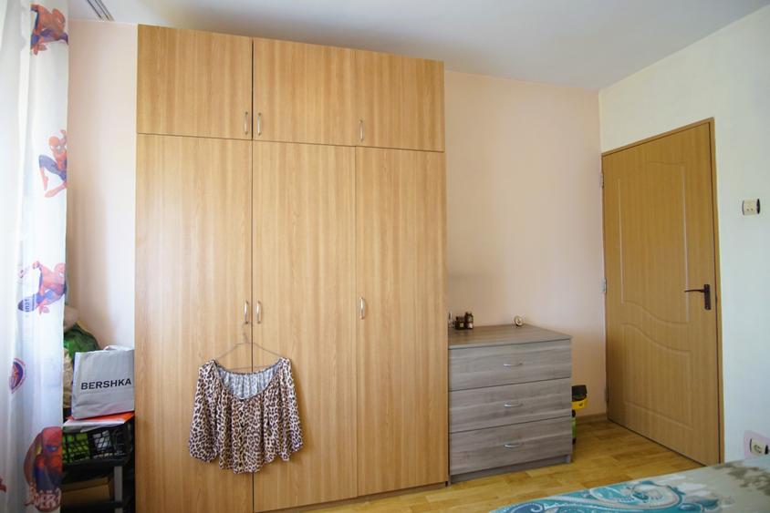 Apartament cu 2 camere semidecomandat în Rahova