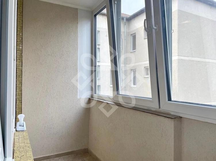 Apartament cu 2 camere semidecomandat în Rogerius