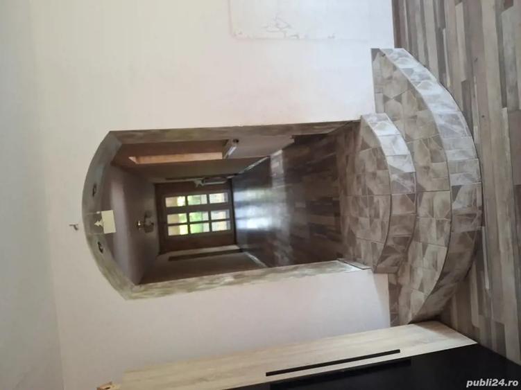 Casă cu 3 camere în Cornișoru