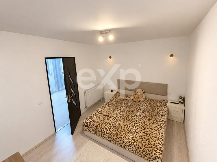 Duplex cu 4 camere cu Canalizare în Trivale